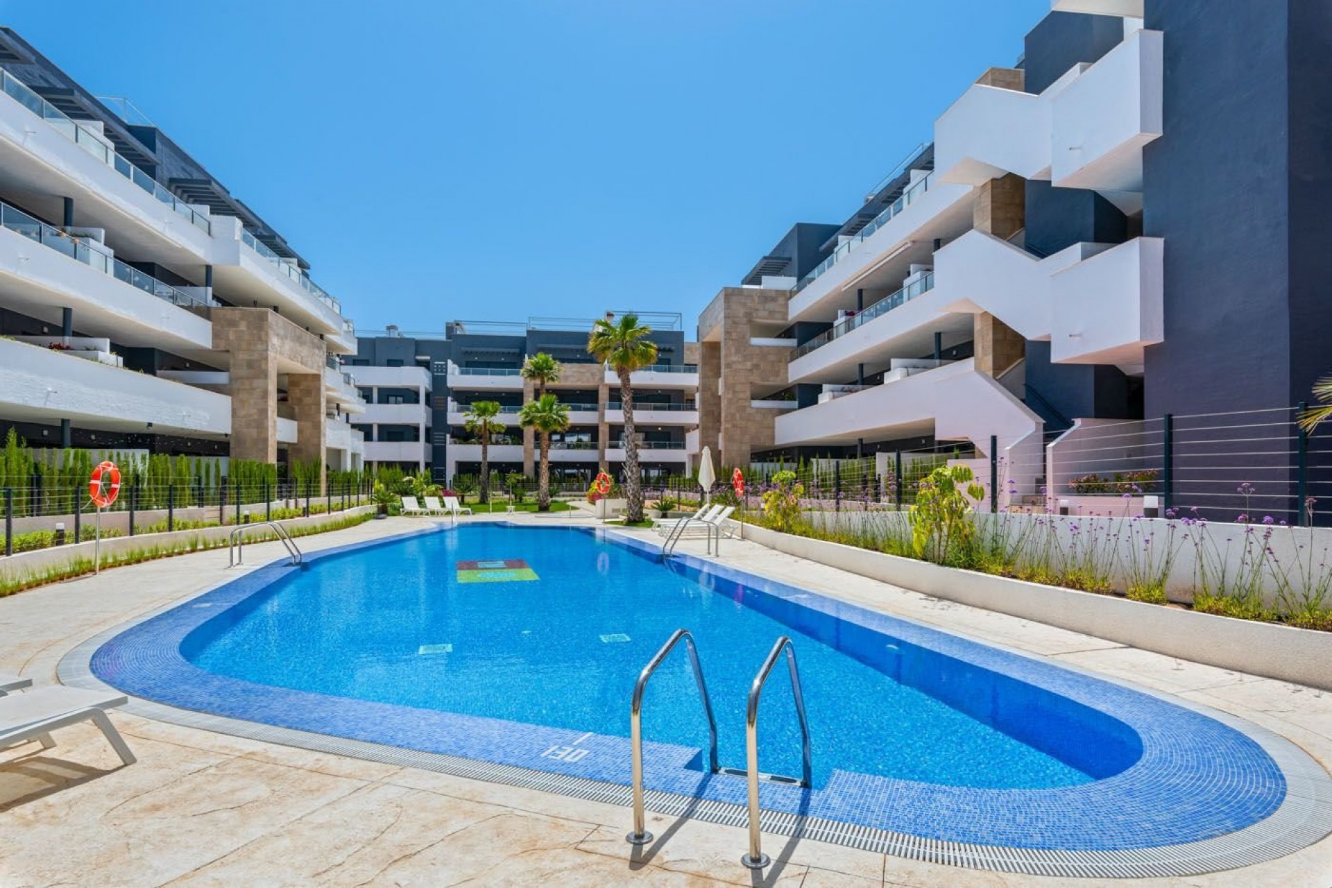 Brukt - Apartment -
Playa Flamenca - Costa Blanca