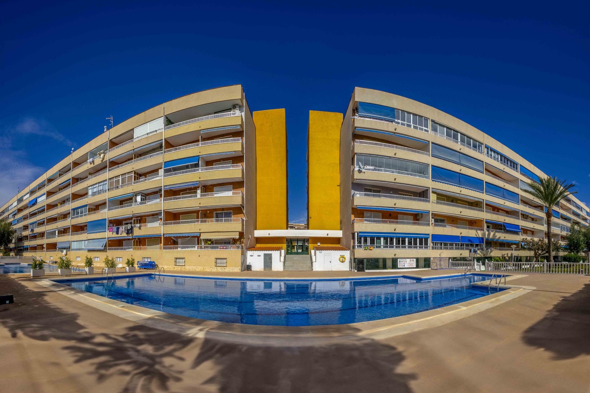 Brukt - Apartment -
Punta Prima - Costa Blanca