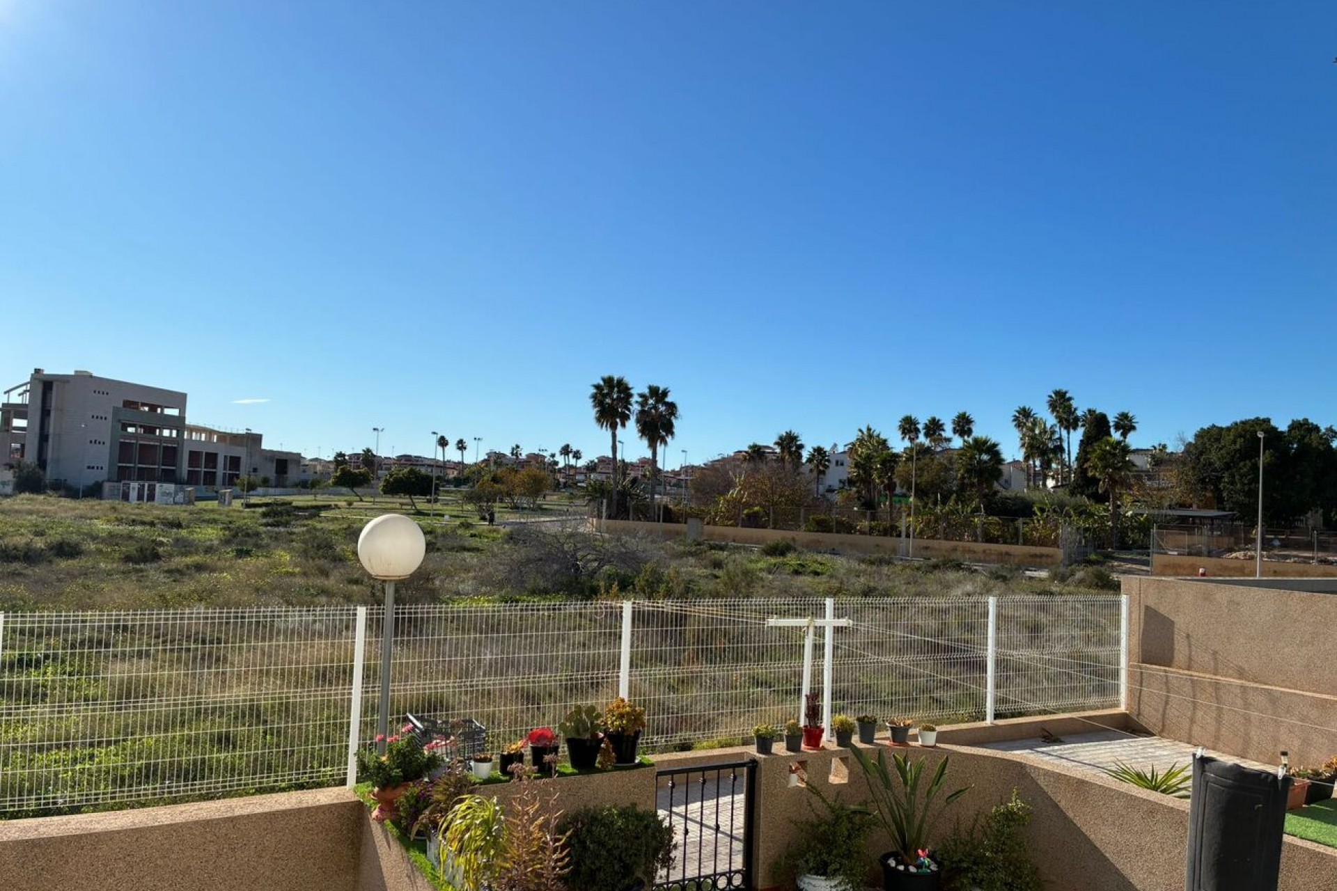 Brukt - Apartment -
Punta Prima - Costa Blanca