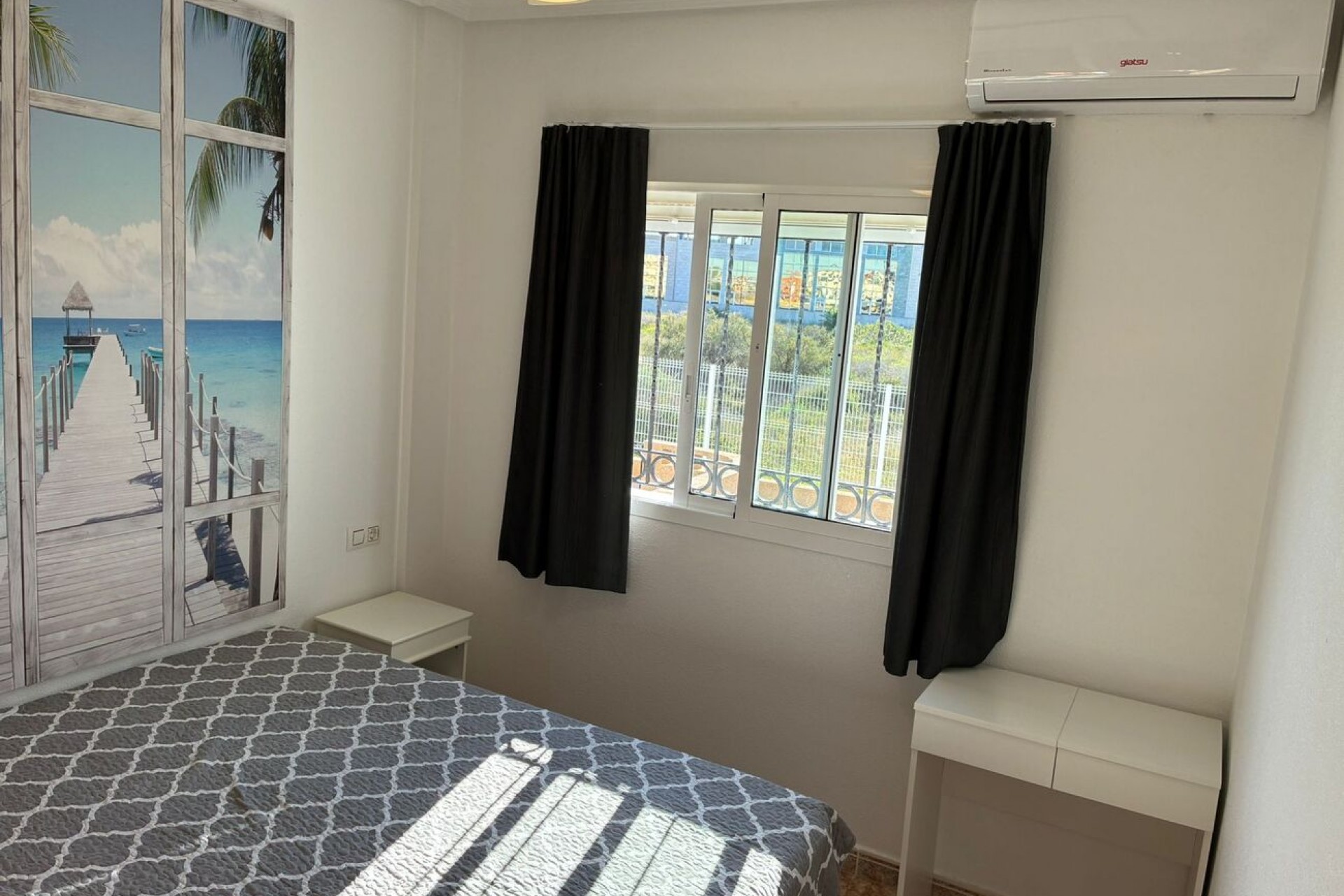Brukt - Apartment -
Punta Prima - Costa Blanca