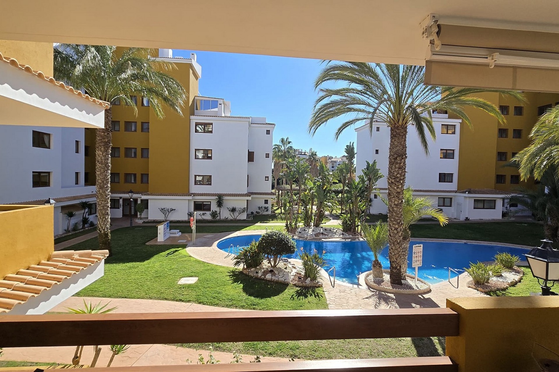 Brukt - Apartment -
Punta Prima - Costa Blanca