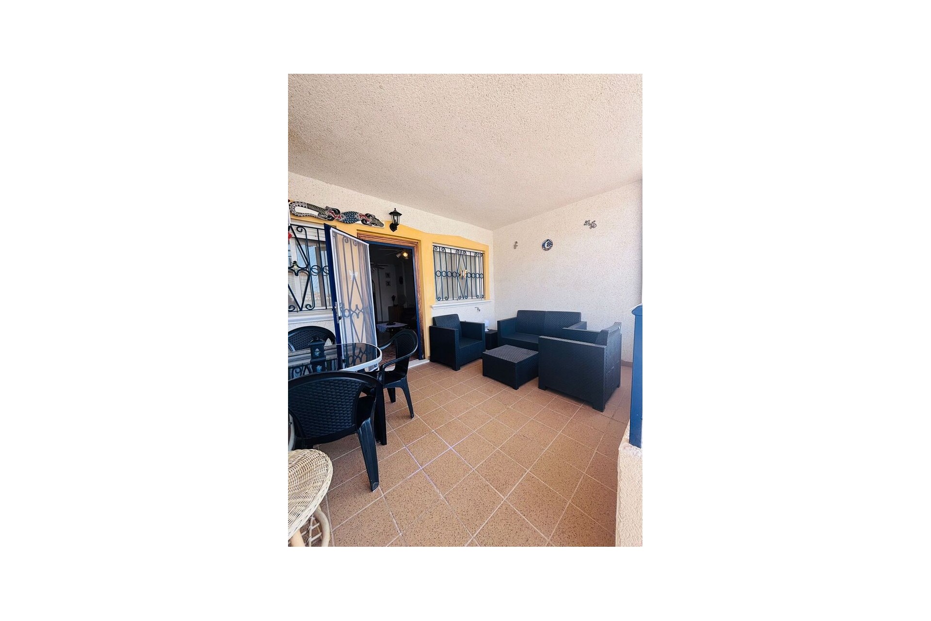 Brukt - Apartment -
Punta Prima - Costa Blanca