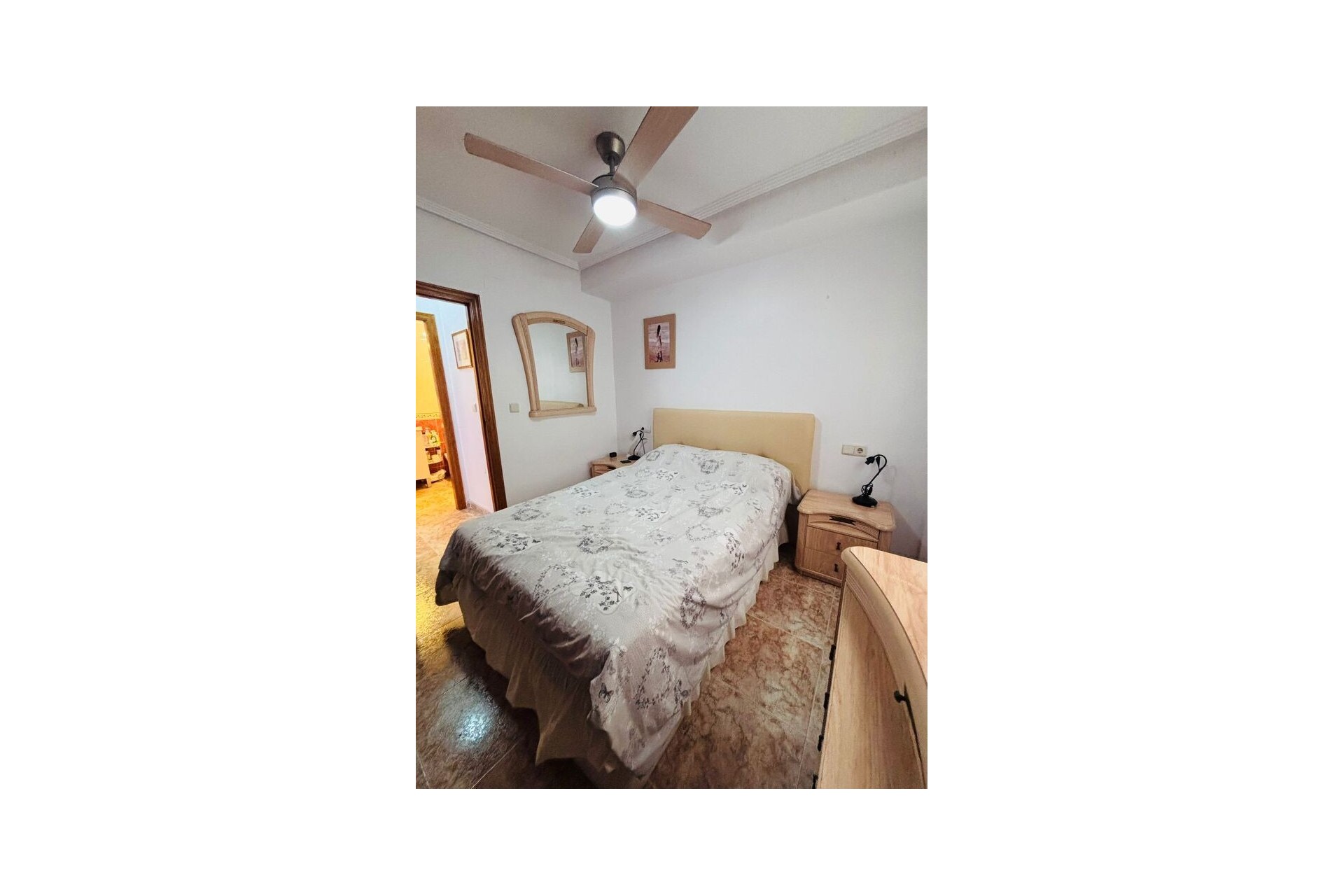 Brukt - Apartment -
Punta Prima - Costa Blanca