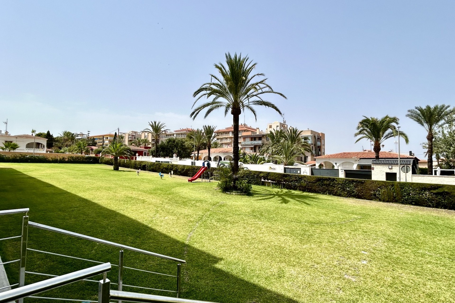Brukt - Apartment -
Punta Prima - Costa Blanca