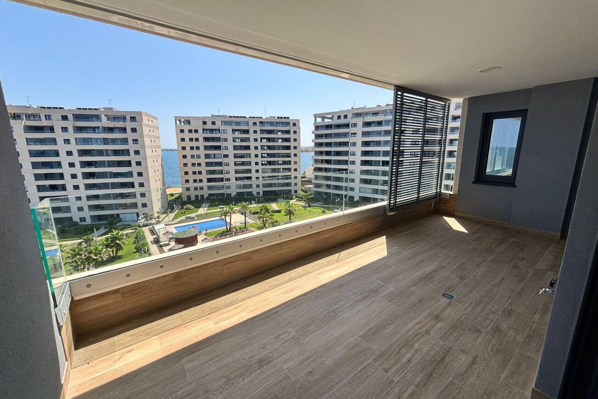 Brukt - Apartment -
Punta Prima - Orihuela Costa