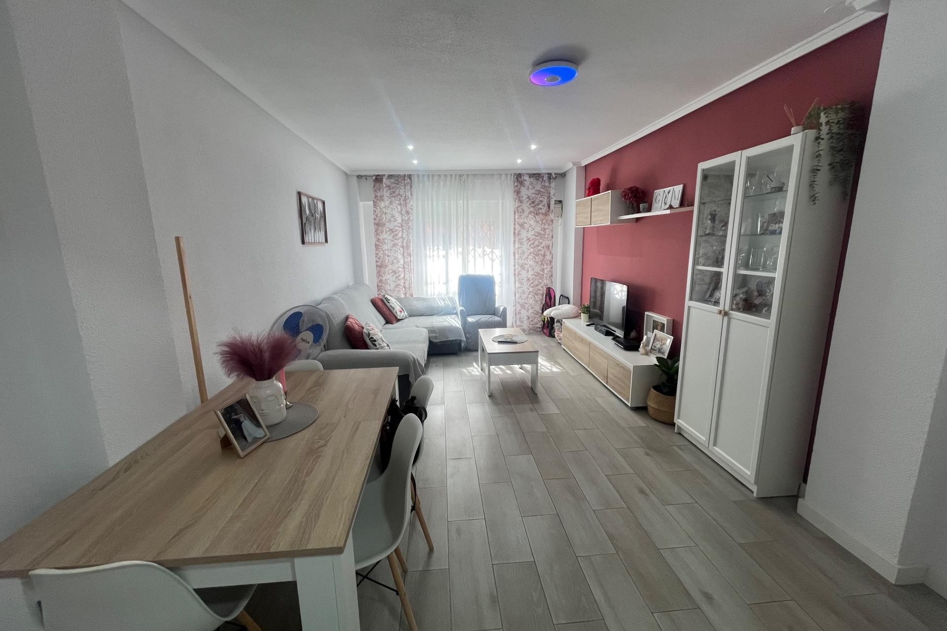 Brukt - Apartment -
San Fulgencio - San Fulgencio Pueblo