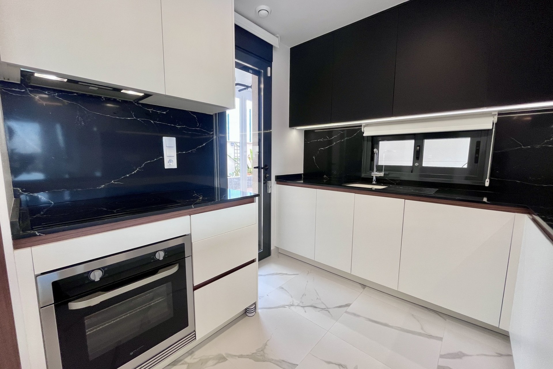 Brukt - Apartment -
San Miguel de Salinas - Inland