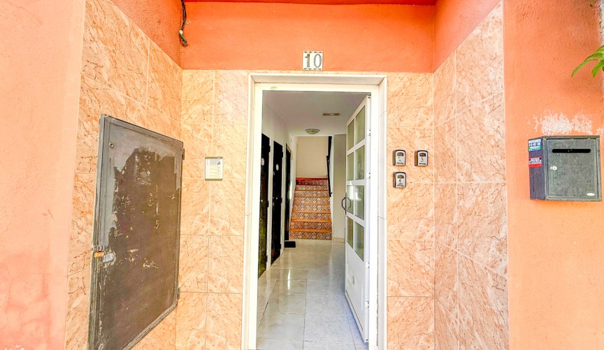 Brukt - Apartment -
San Miguel de Salinas - Inland