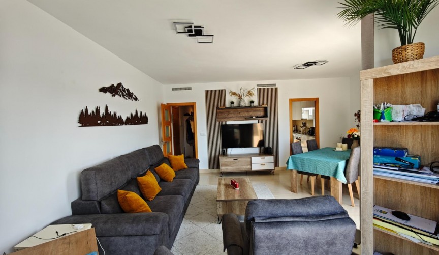 Brukt - Apartment -
San Miguel de Salinas