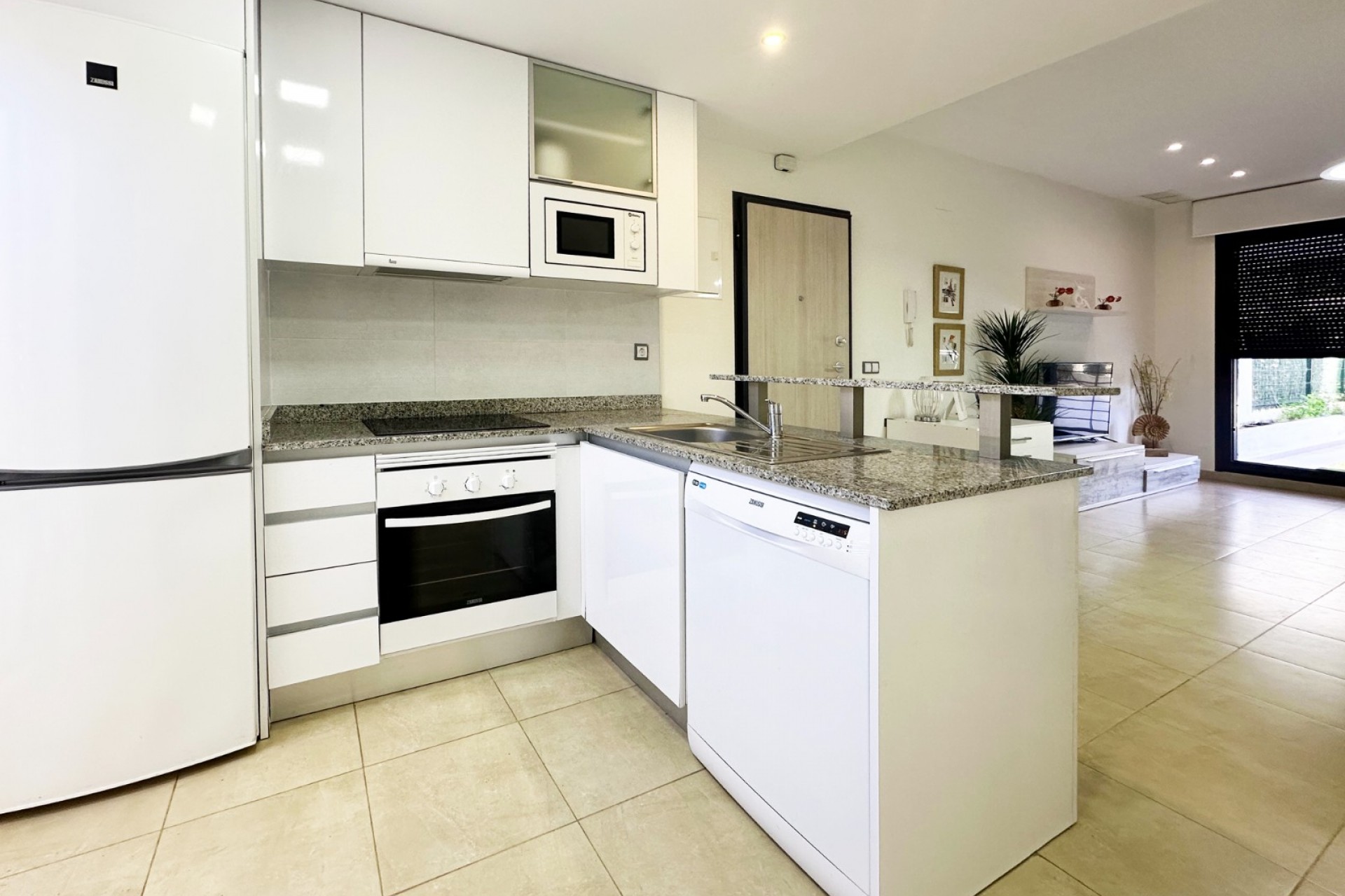 Brukt - Apartment -
Santa Pola - Costa Blanca
