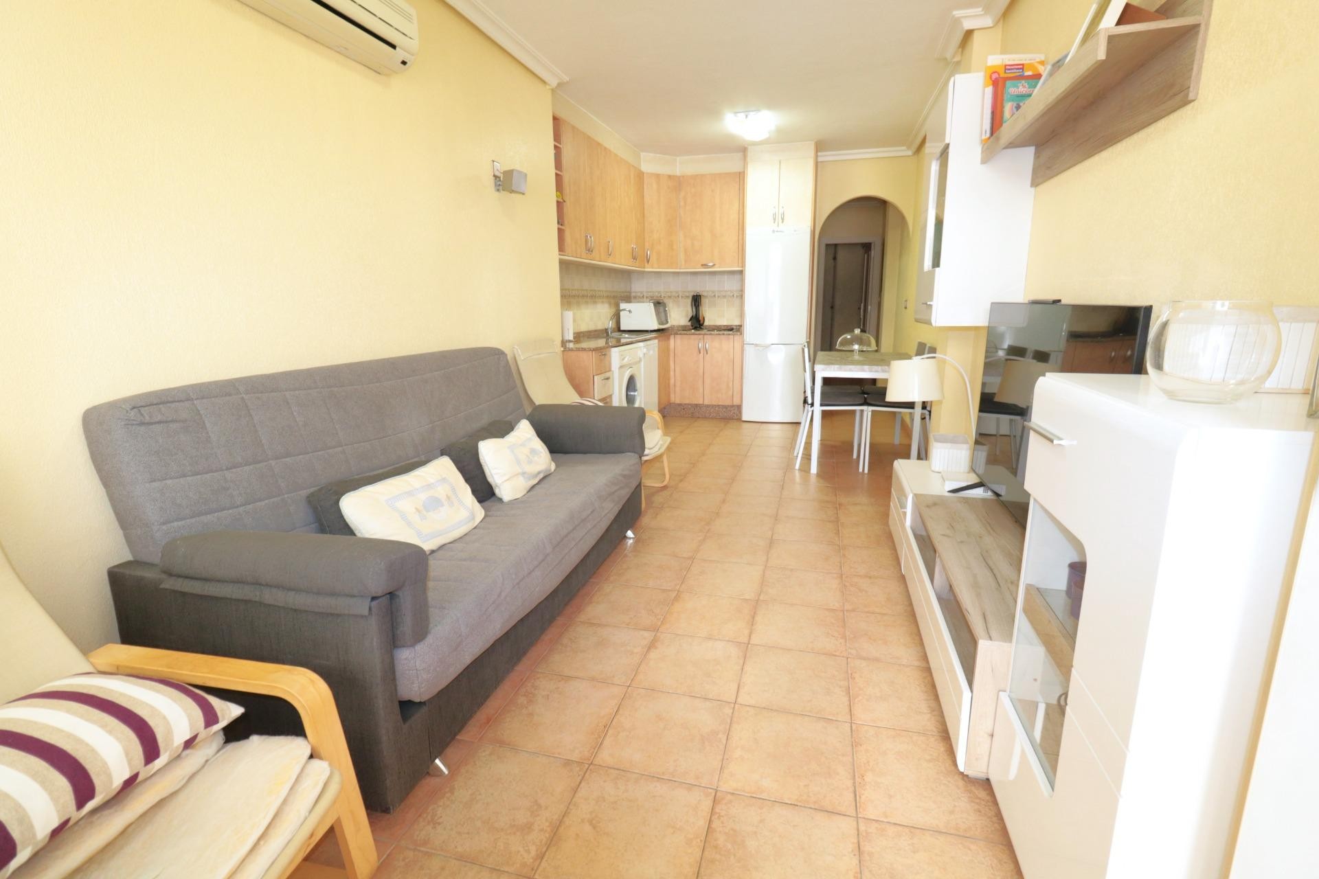 Brukt - Apartment -
Torrevieja - Acequion