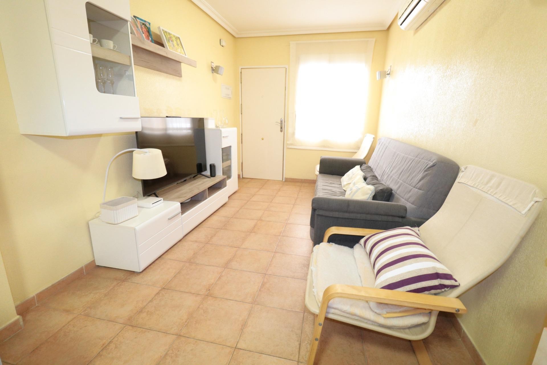 Brukt - Apartment -
Torrevieja - Acequion