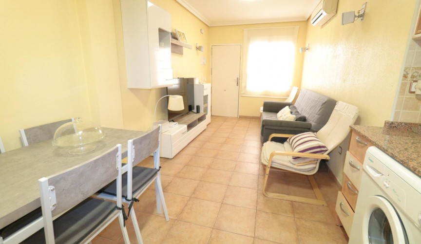 Brukt - Apartment -
Torrevieja - Acequion