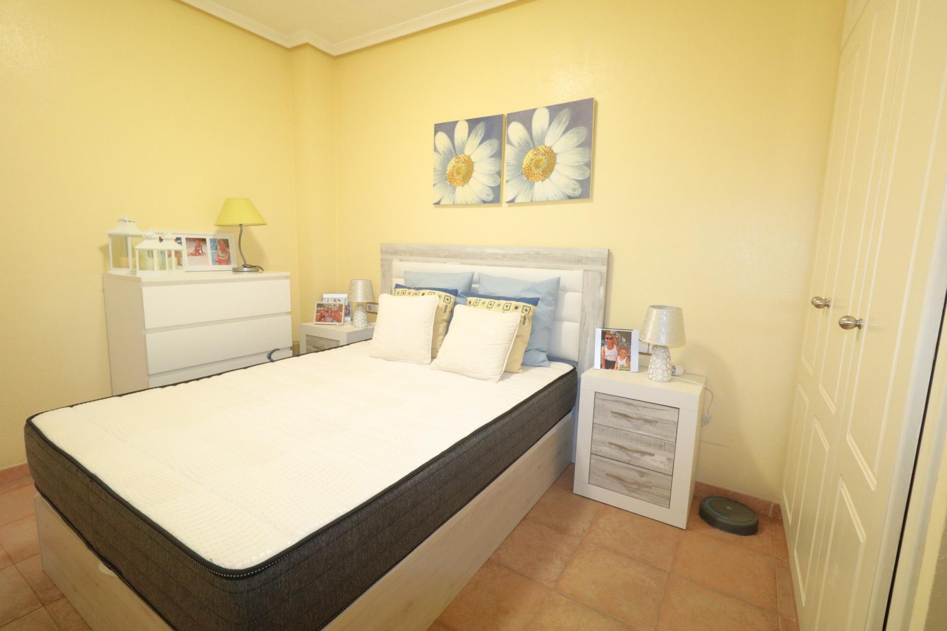 Brukt - Apartment -
Torrevieja - Acequion