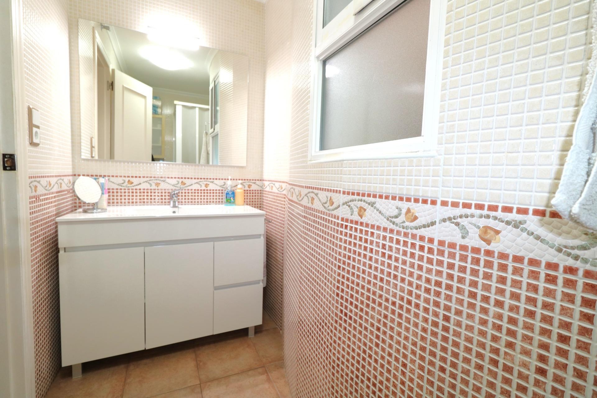 Brukt - Apartment -
Torrevieja - Acequion