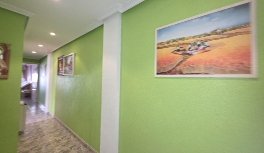 Brukt - Apartment -
Torrevieja - Acequion