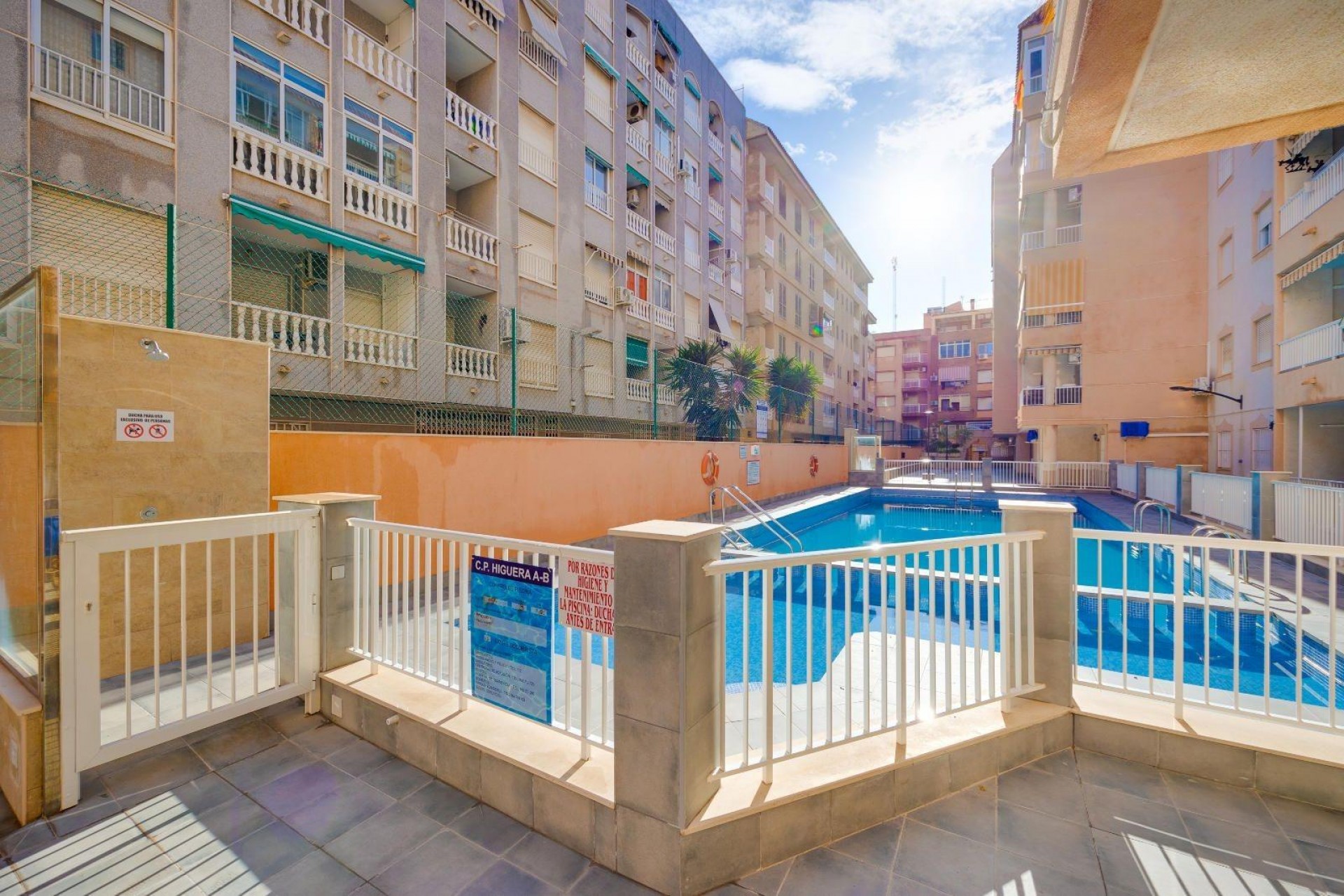 Brukt - Apartment -
Torrevieja - Acequion