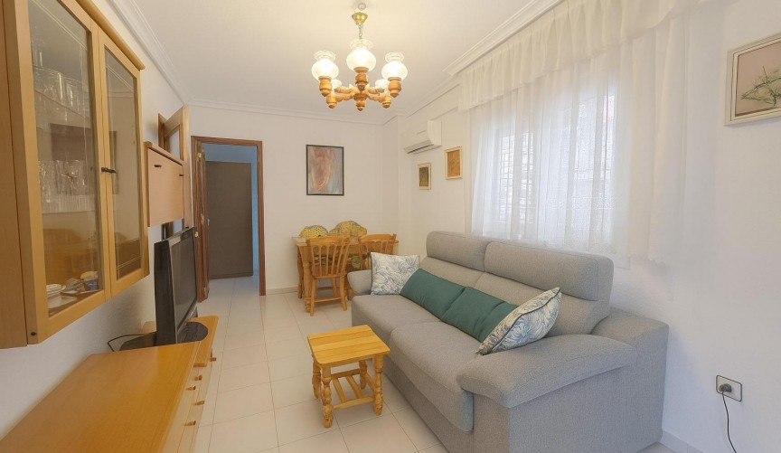 Brukt - Apartment -
Torrevieja - Acequion
