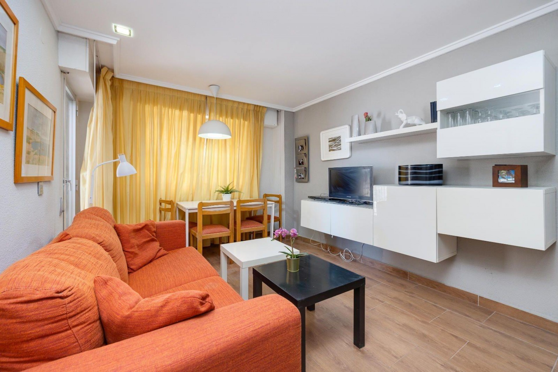 Brukt - Apartment -
Torrevieja - Acequion