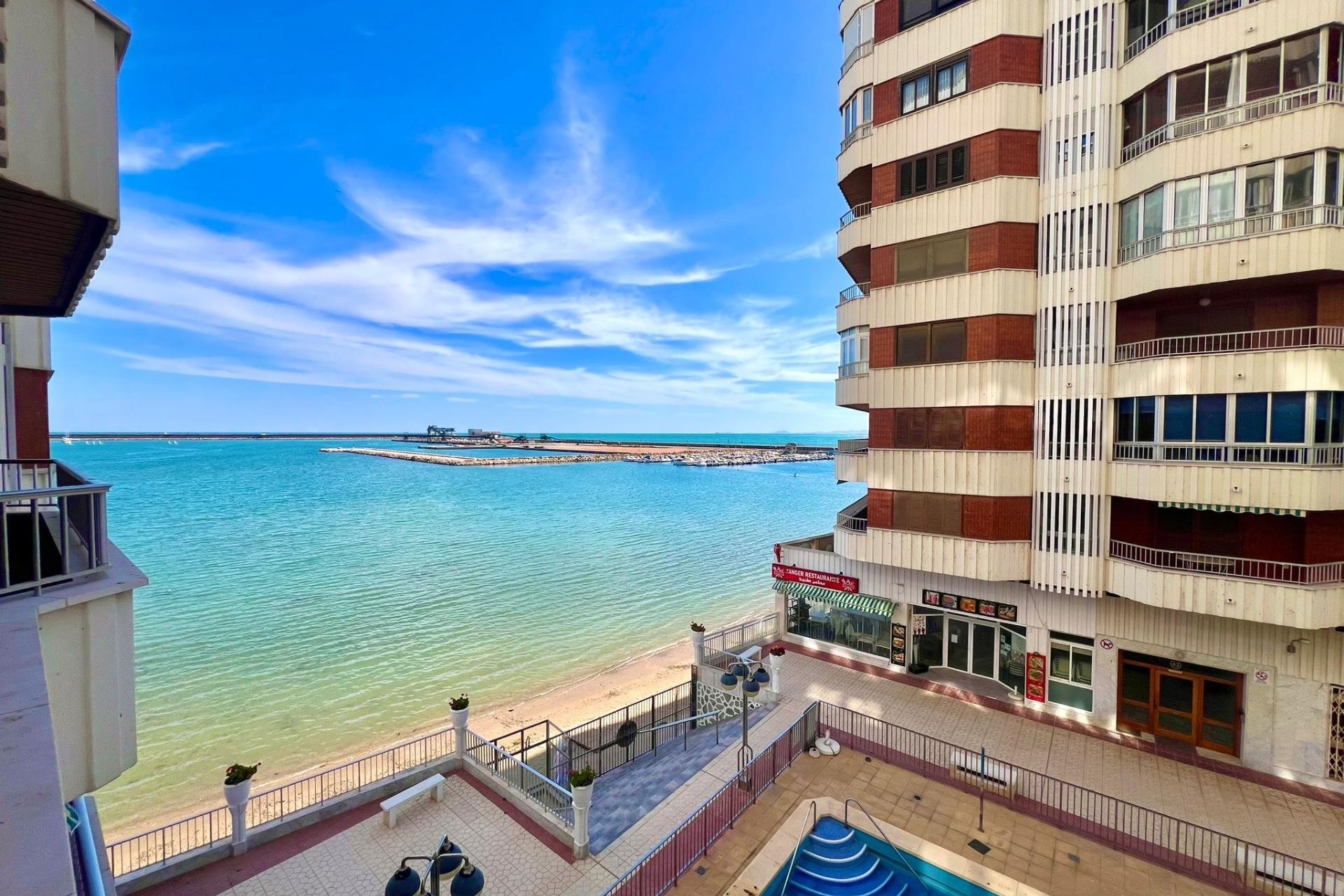 Brukt - Apartment -
Torrevieja - Acequion