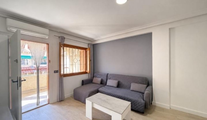 Brukt - Apartment -
Torrevieja - Acequion