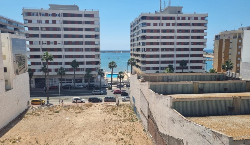 Brukt - Apartment -
Torrevieja - Acequion