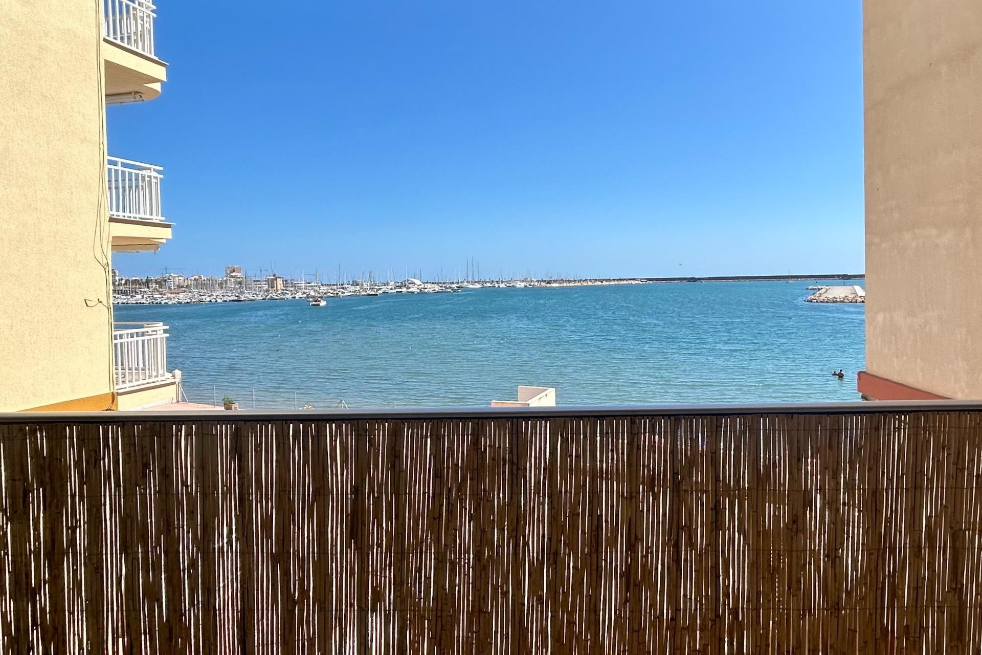 Brukt - Apartment -
Torrevieja - Acequion
