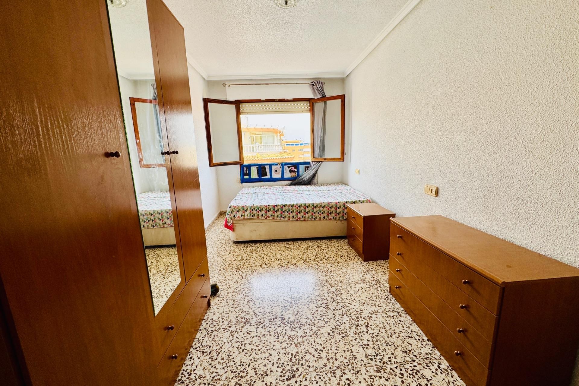 Brukt - Apartment -
Torrevieja - Acequion