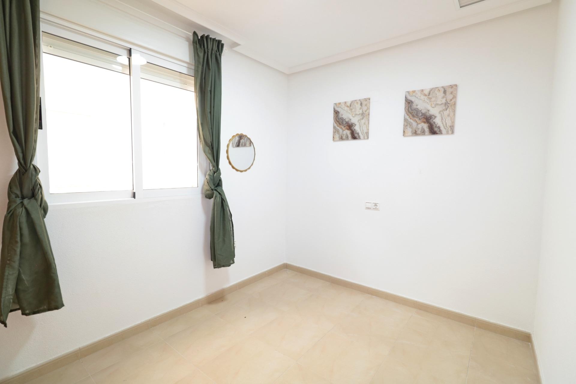 Brukt - Apartment -
Torrevieja - Acequion