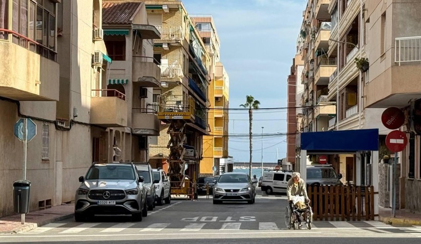Brukt - Apartment -
Torrevieja - Acequion