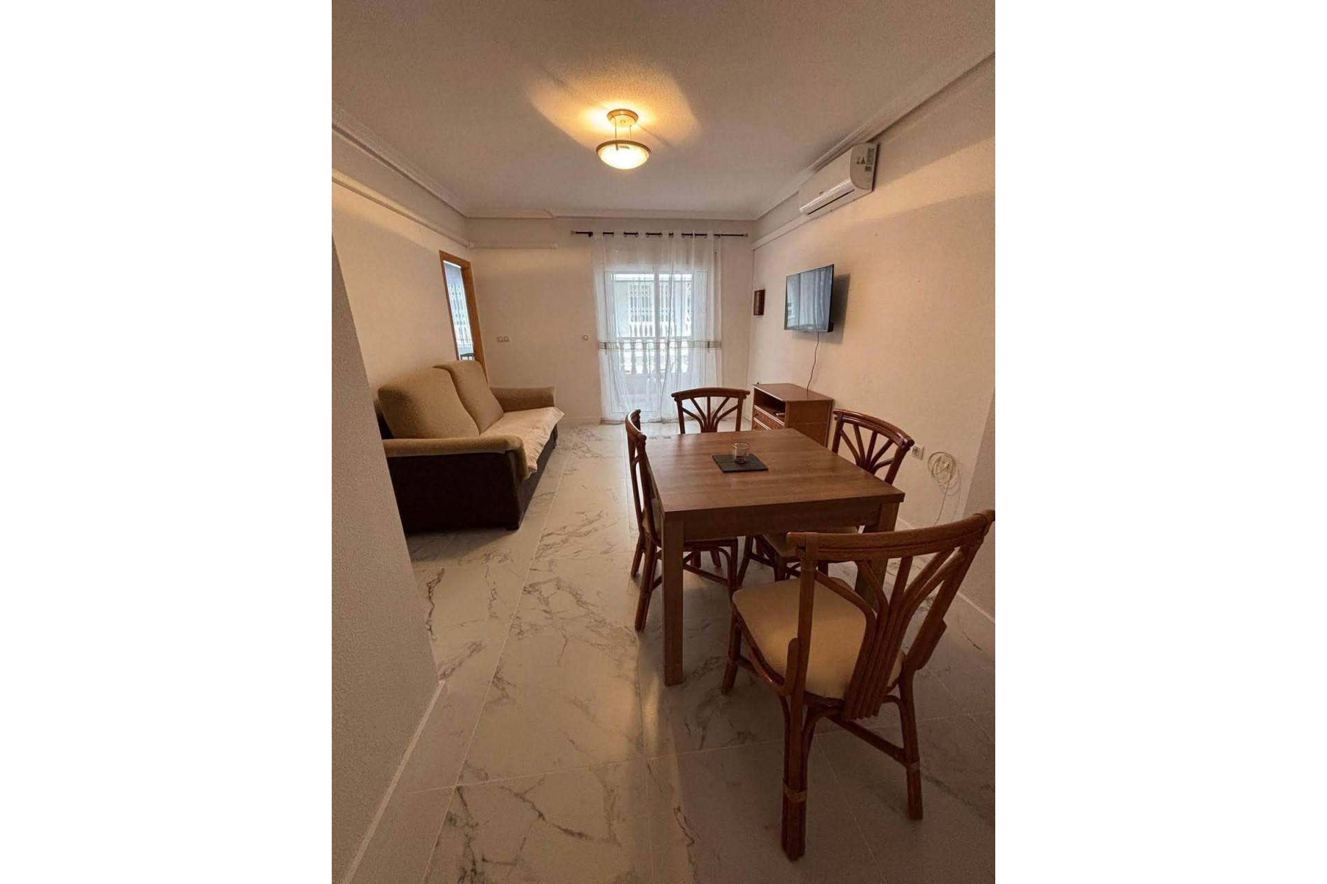 Brukt - Apartment -
Torrevieja - Acequion