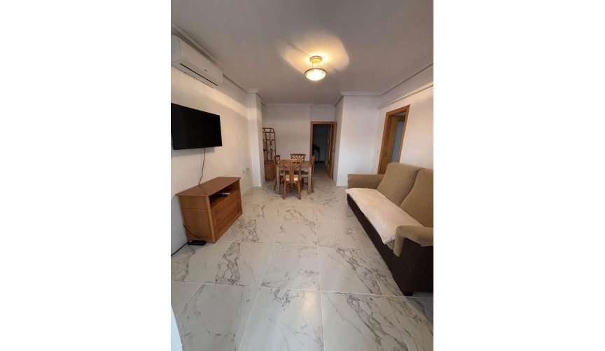 Brukt - Apartment -
Torrevieja - Acequion