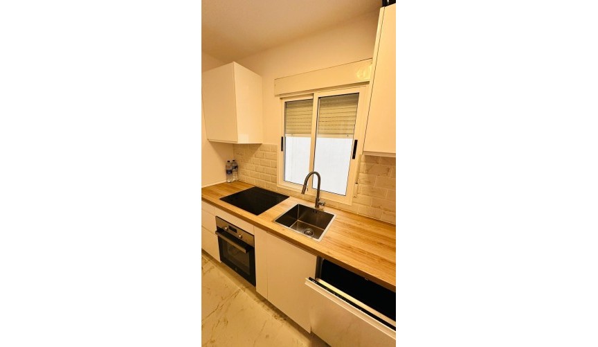 Brukt - Apartment -
Torrevieja - Acequion