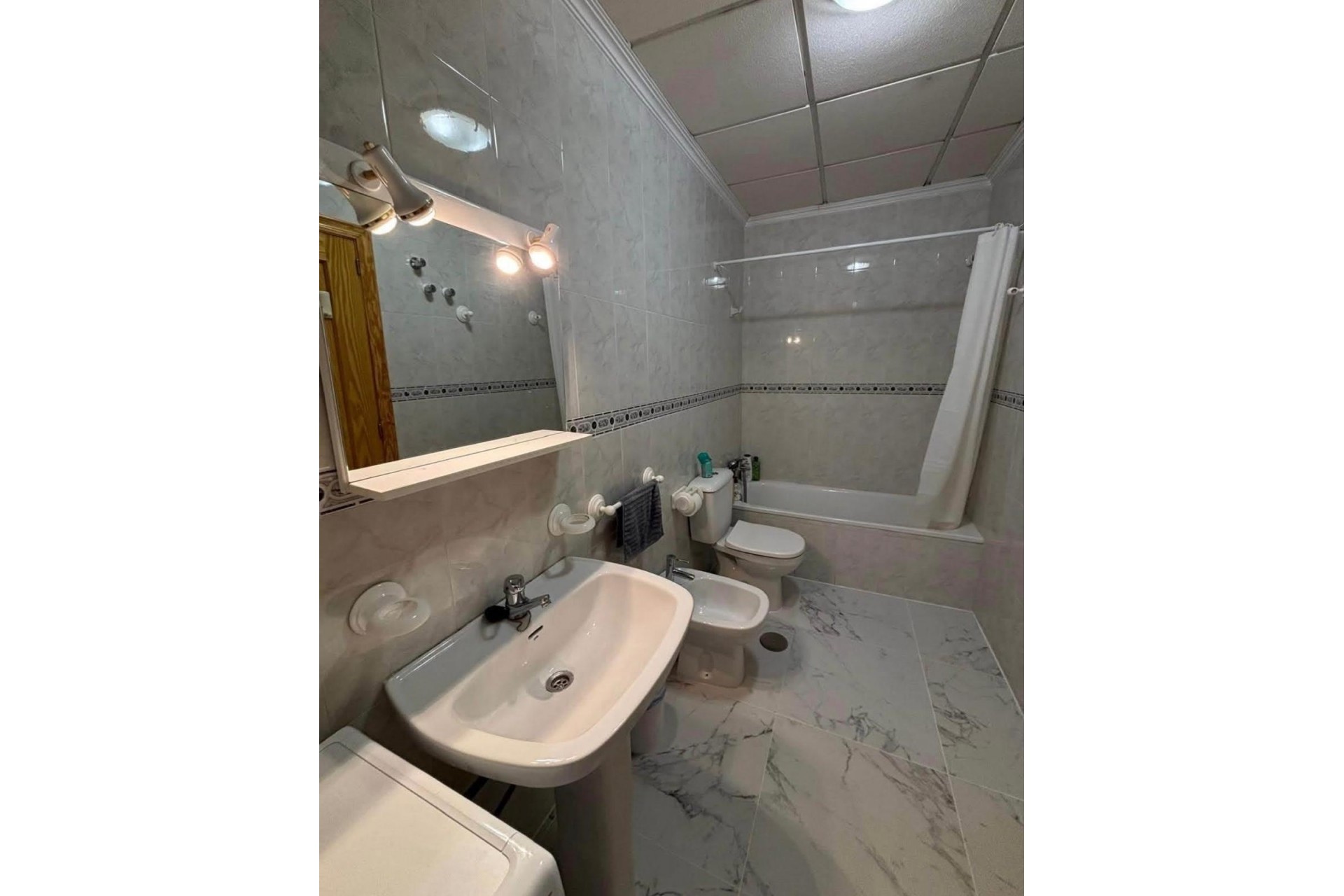 Brukt - Apartment -
Torrevieja - Acequion