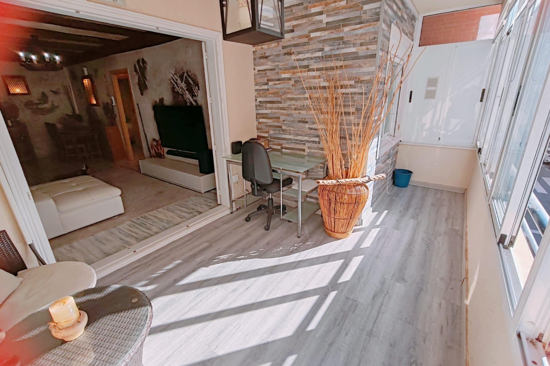 Brukt - Apartment -
Torrevieja - Acequion