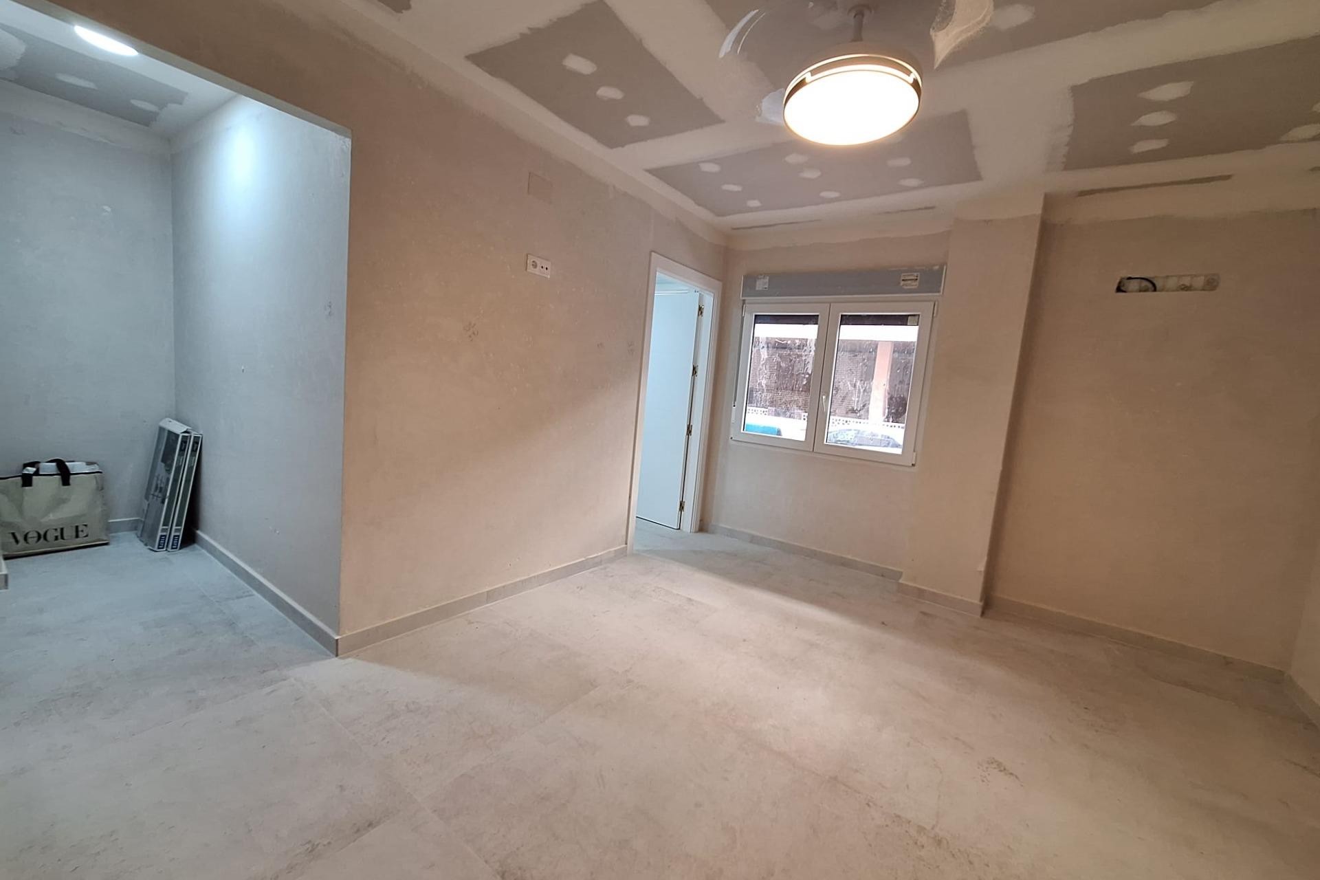 Brukt - Apartment -
Torrevieja - Acequion