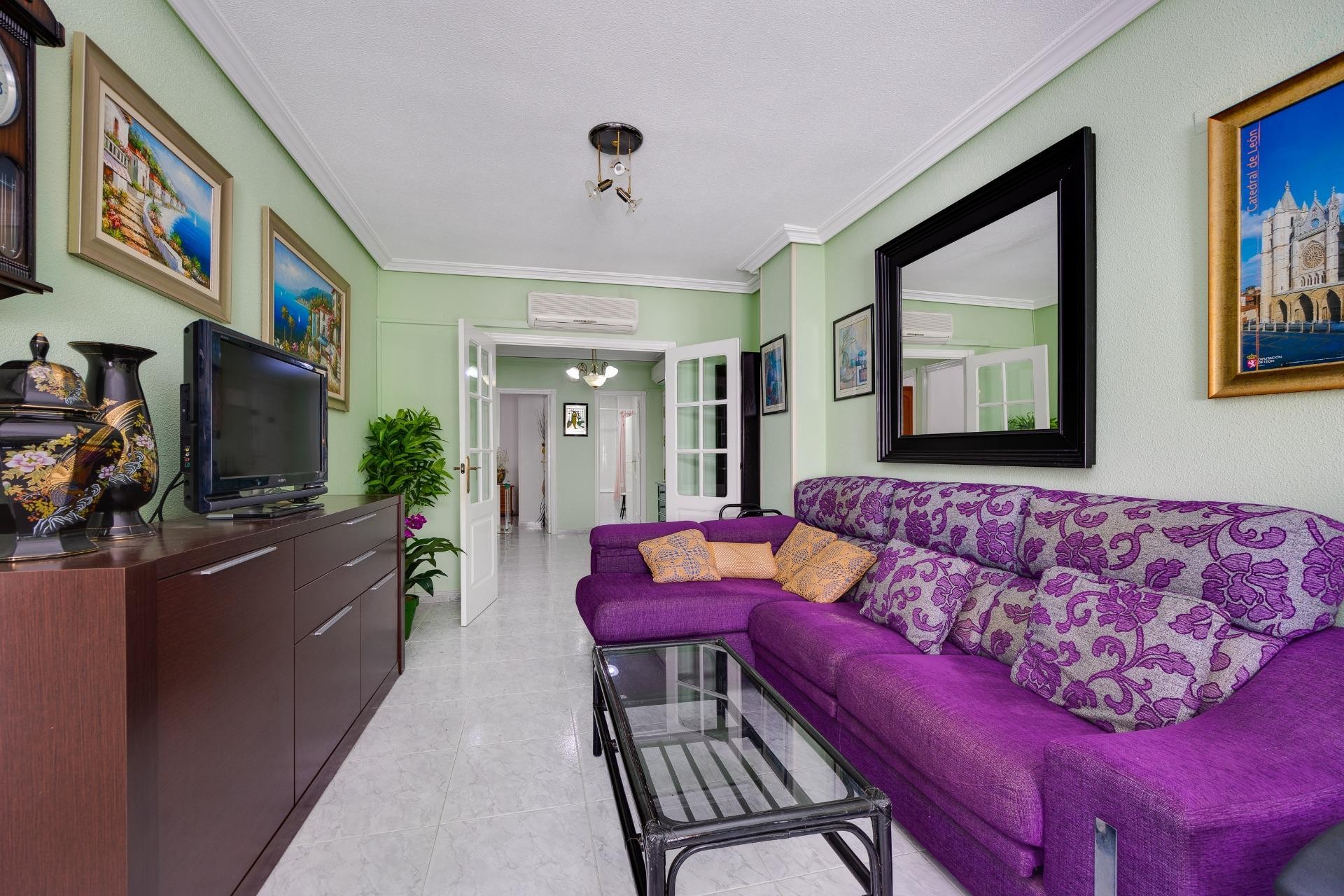 Brukt - Apartment -
Torrevieja - Antonio Machado