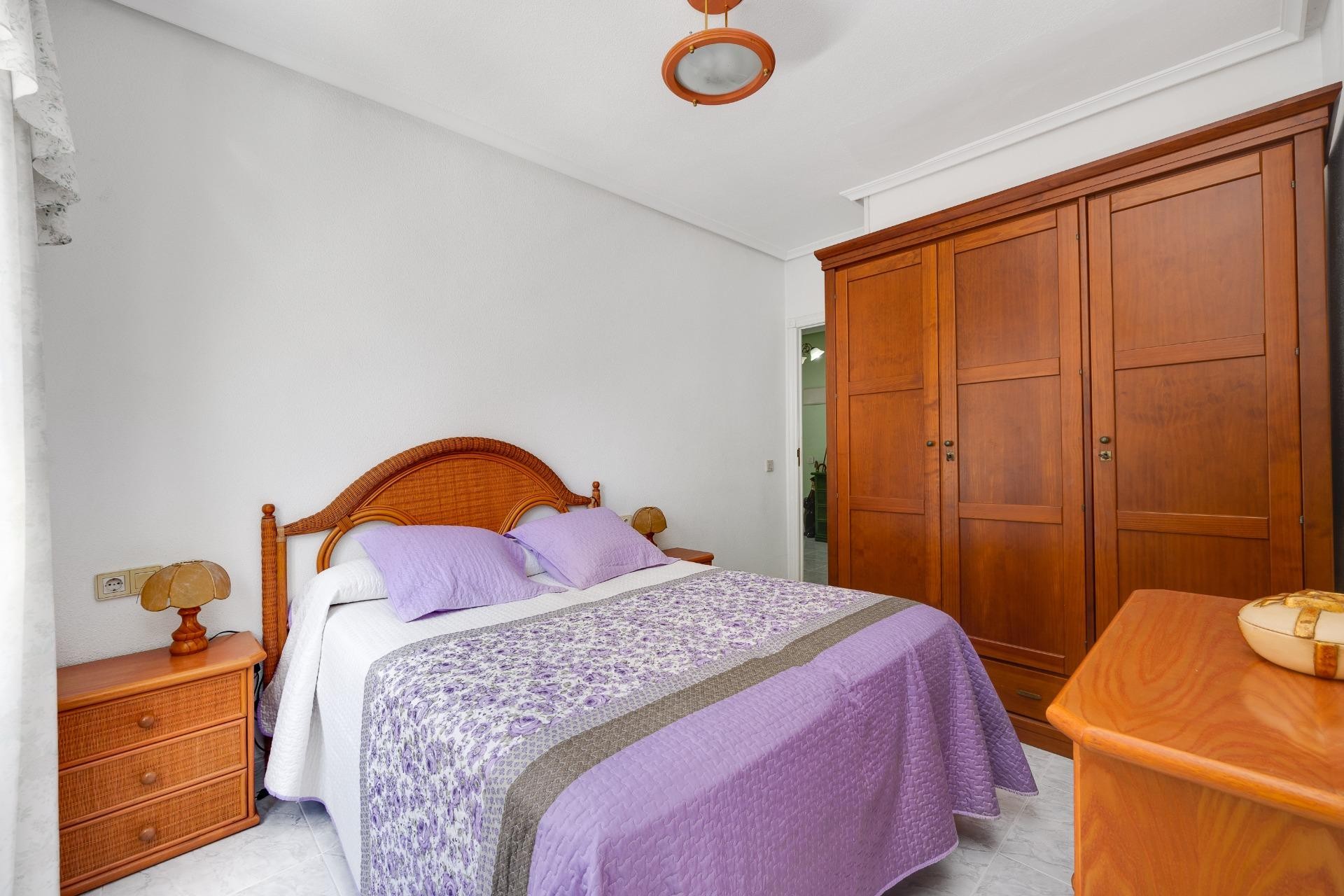 Brukt - Apartment -
Torrevieja - Antonio Machado