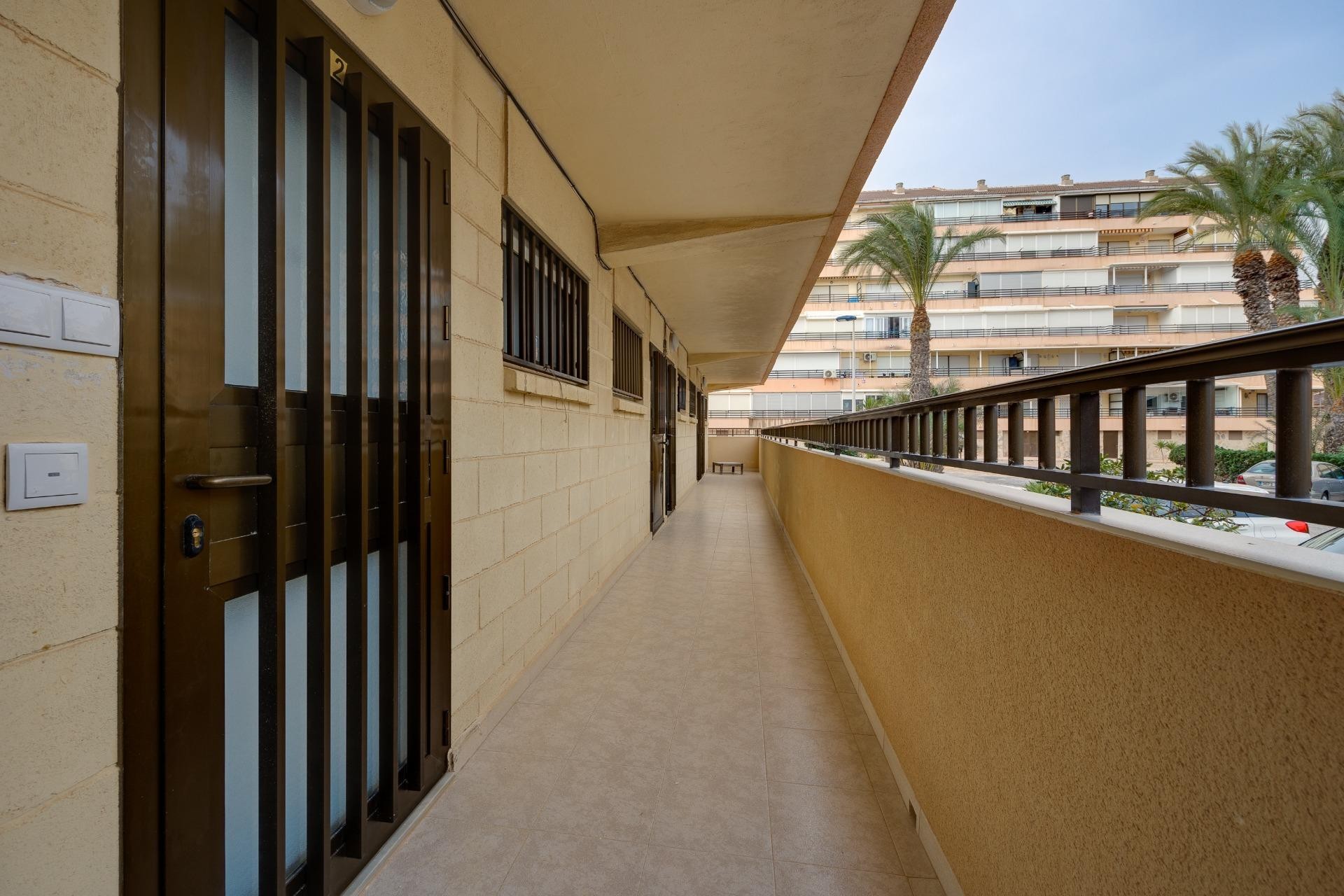 Brukt - Apartment -
Torrevieja - Cabo Cervera