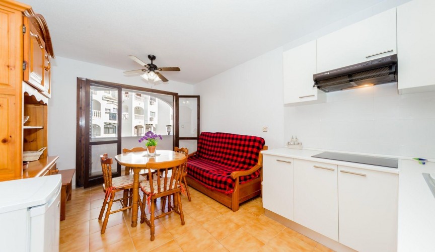 Brukt - Apartment -
Torrevieja - Calas Blanca