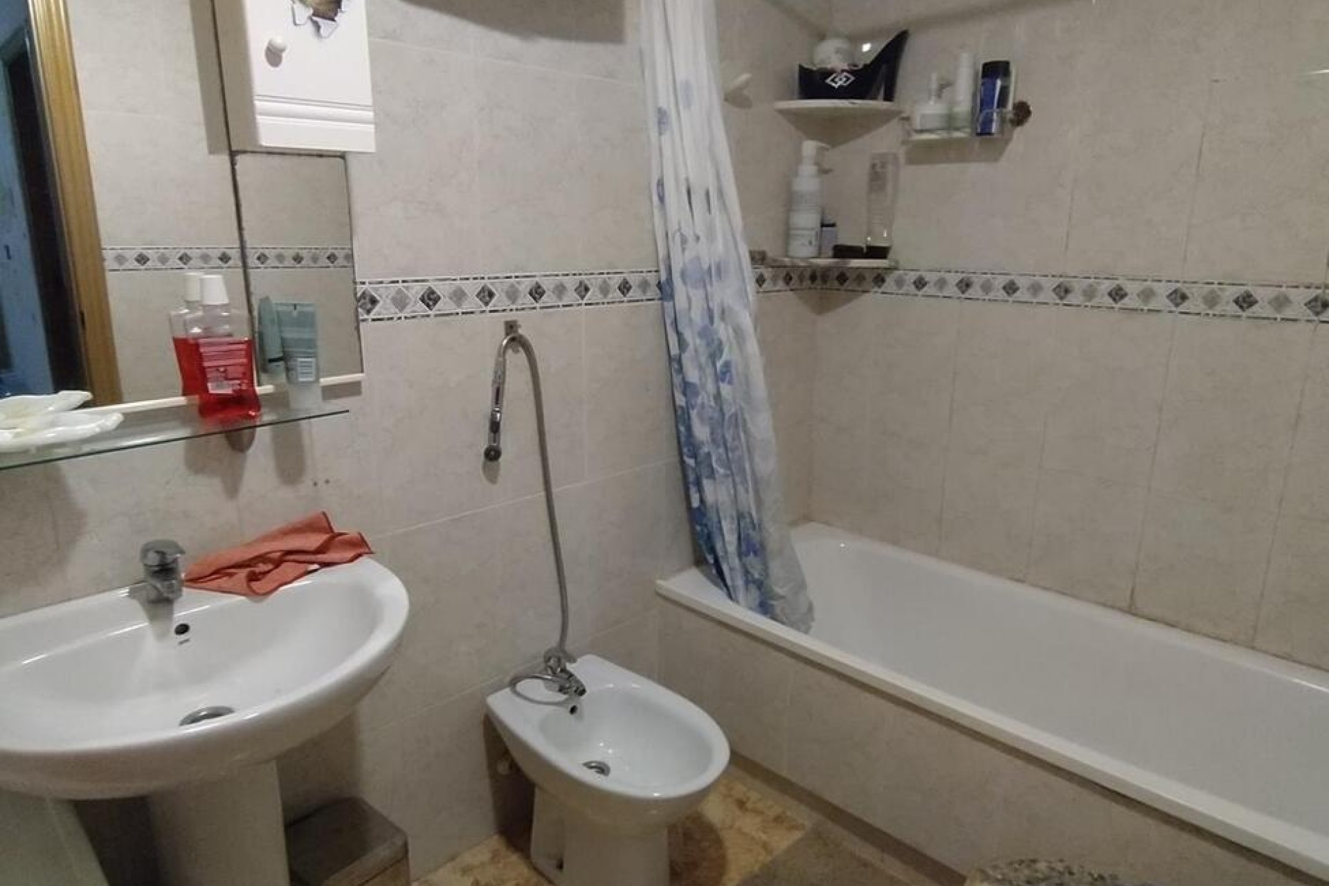 Brukt - Apartment -
Torrevieja - CENTER