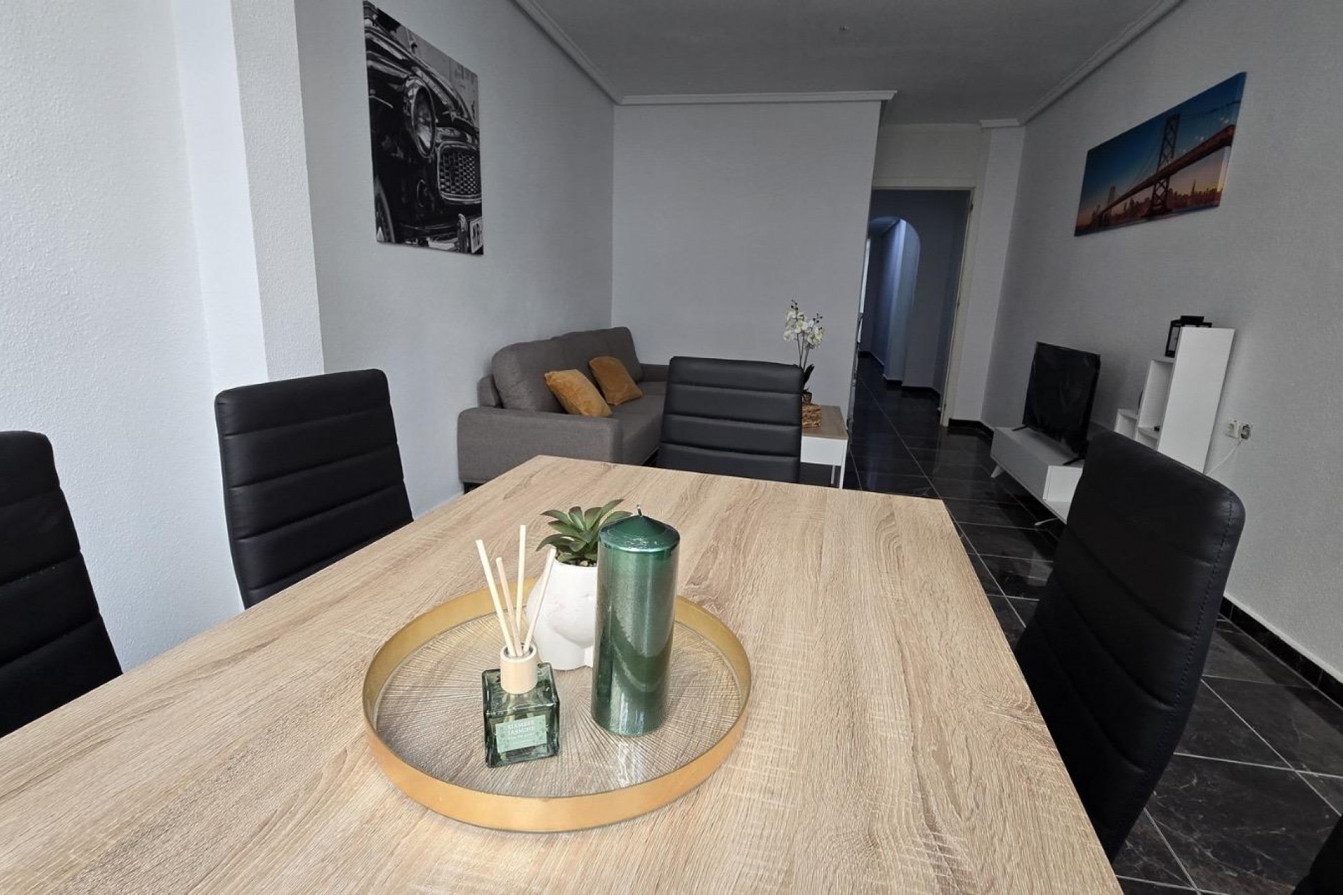 Brukt - Apartment -
Torrevieja - Centro - Muelle Pesquero