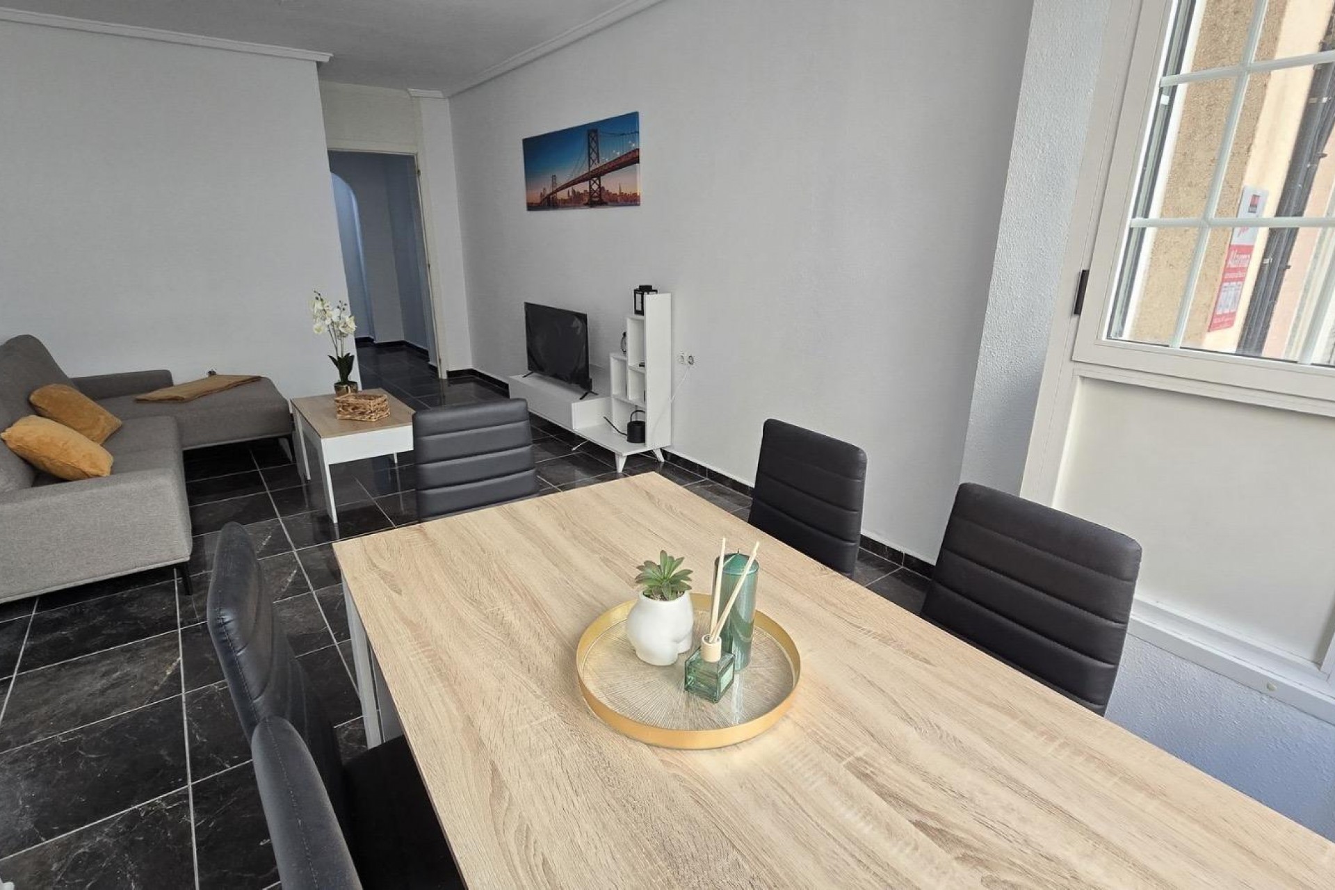Brukt - Apartment -
Torrevieja - Centro - Muelle Pesquero