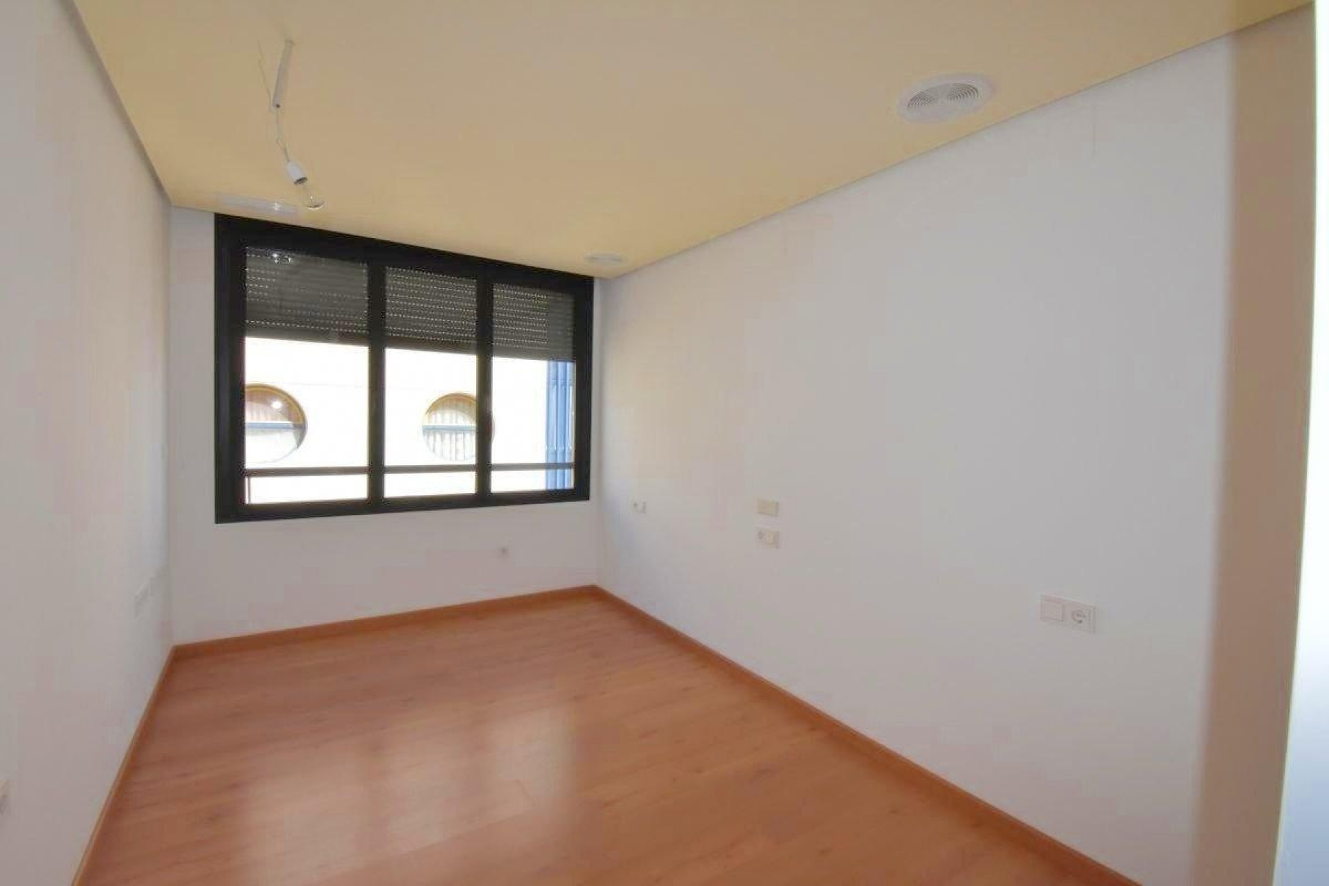 Brukt - Apartment -
Torrevieja - Centro - Muelle Pesquero