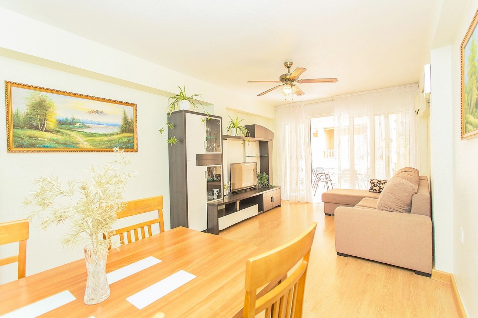 Brukt - Apartment -
Torrevieja - Centro-Muelle Pesquero