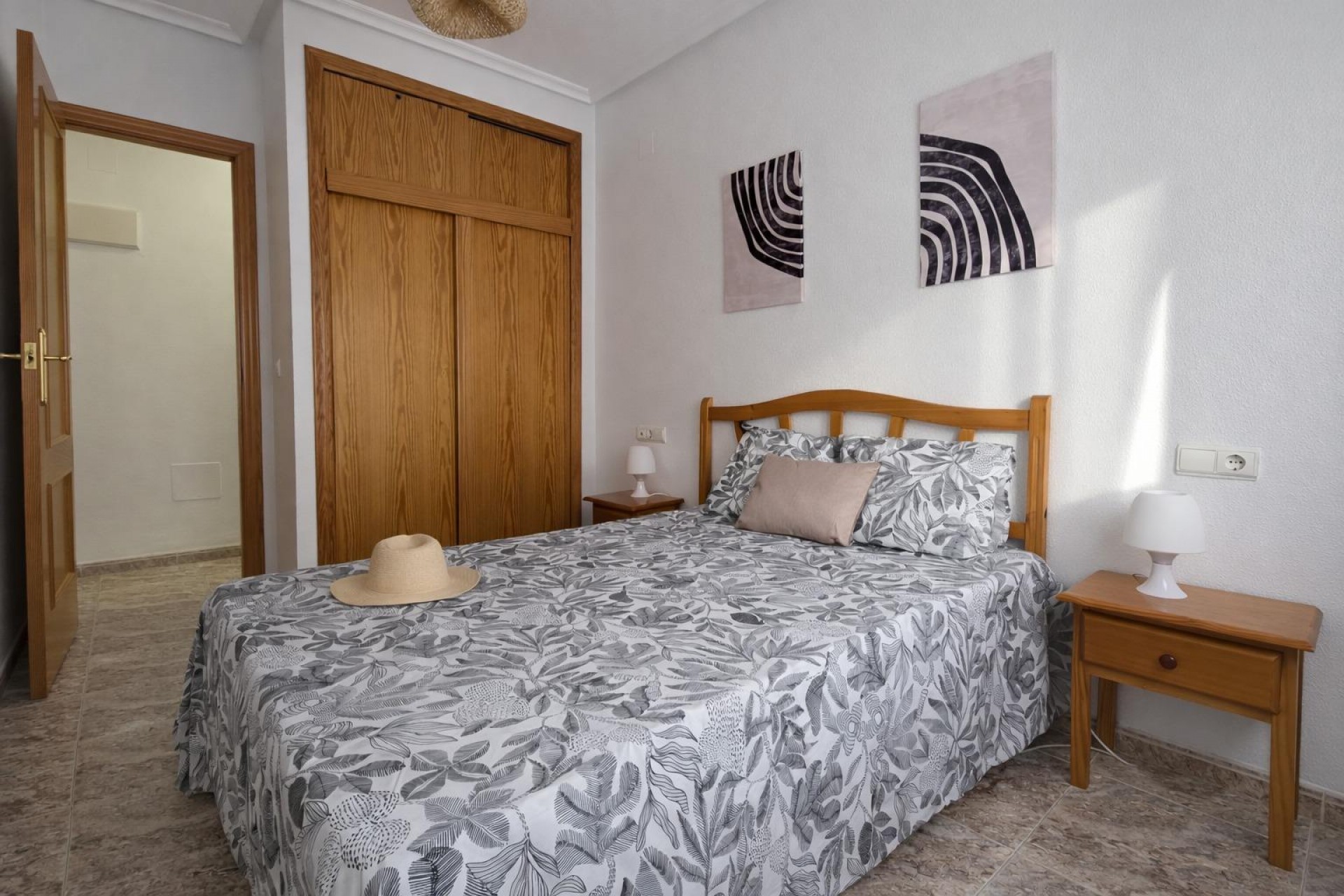 Brukt - Apartment -
Torrevieja - Centro - Muelle Pesquero