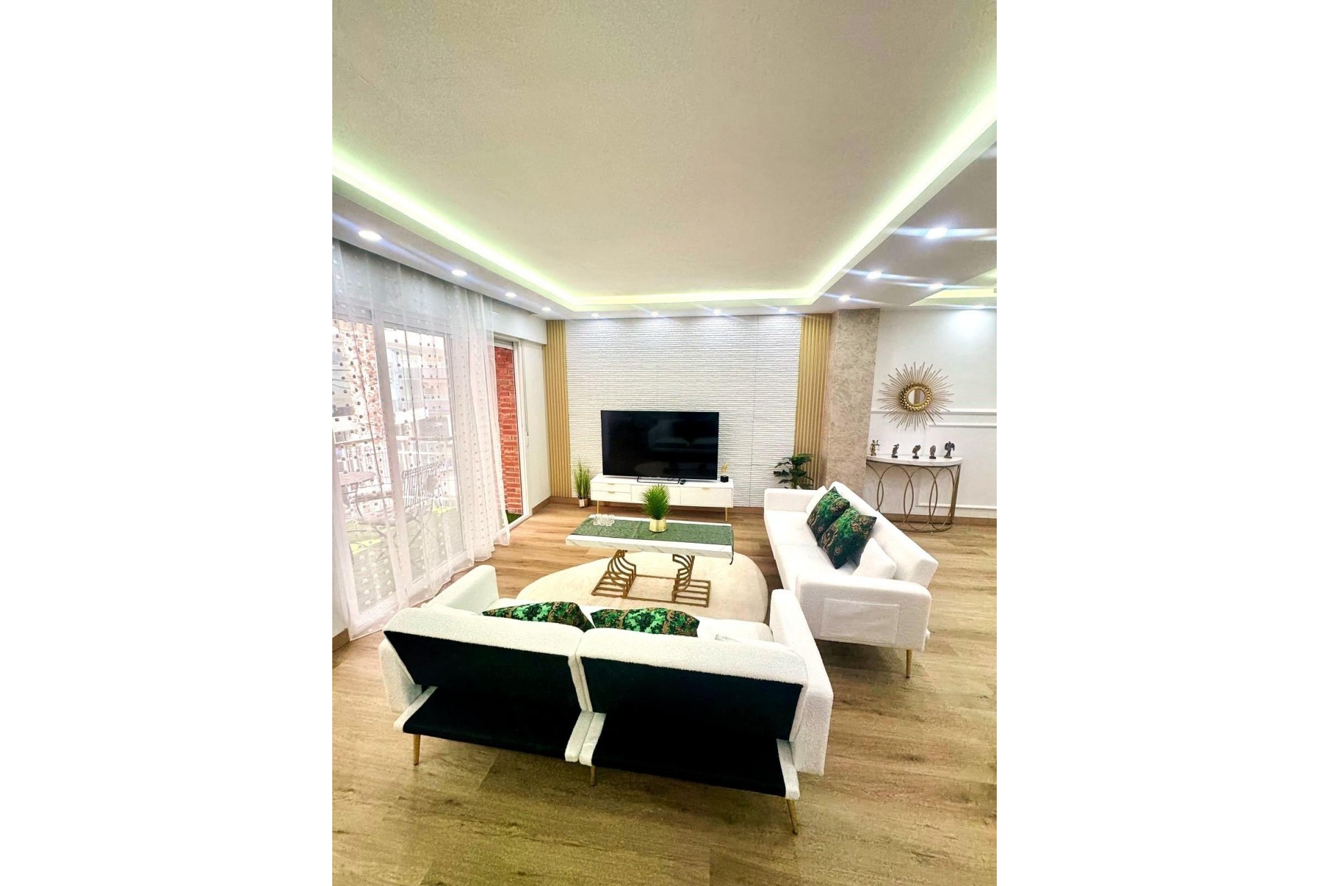 Brukt - Apartment -
Torrevieja - Centro - Muelle Pesquero