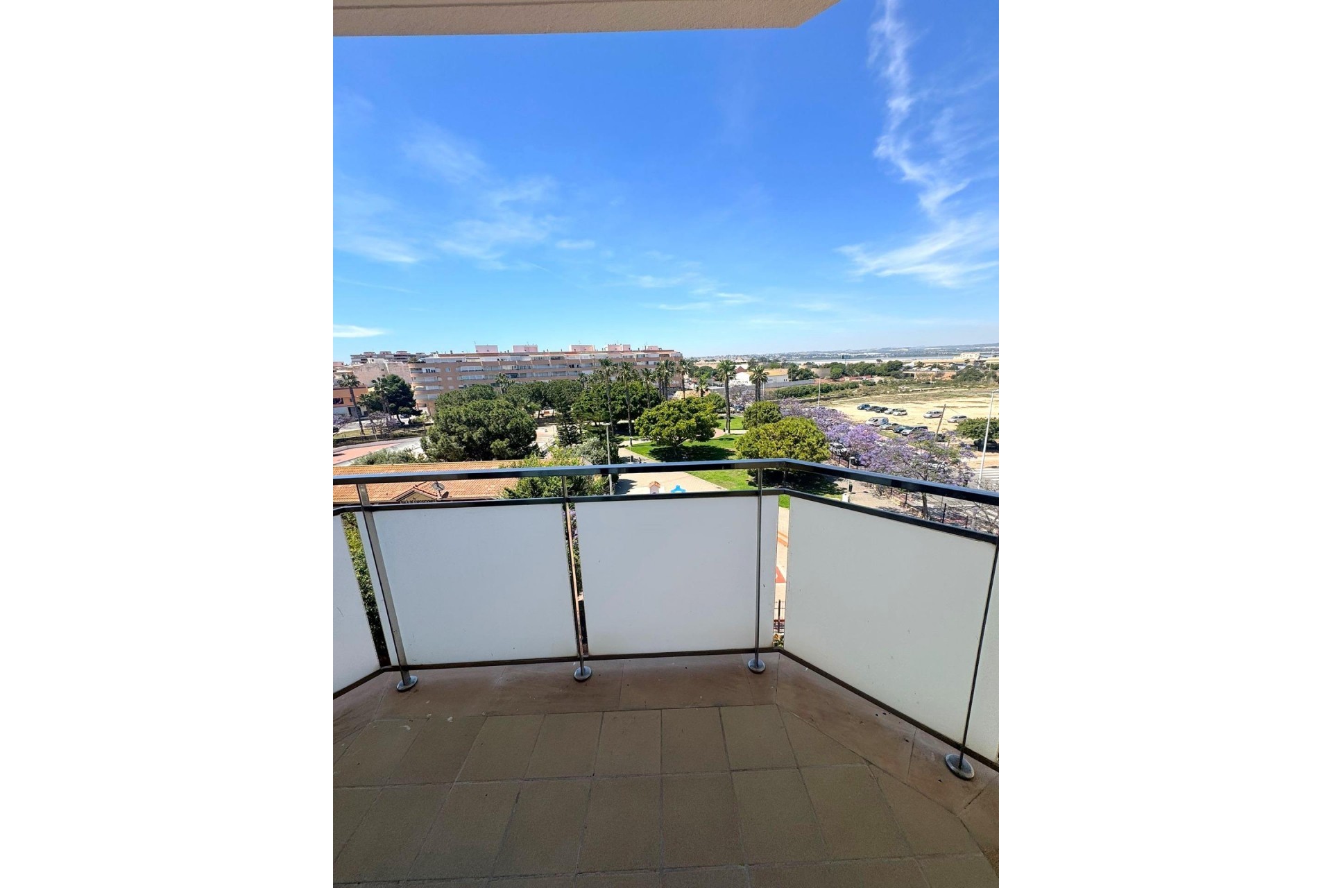 Brukt - Apartment -
Torrevieja - Centro - Muelle Pesquero