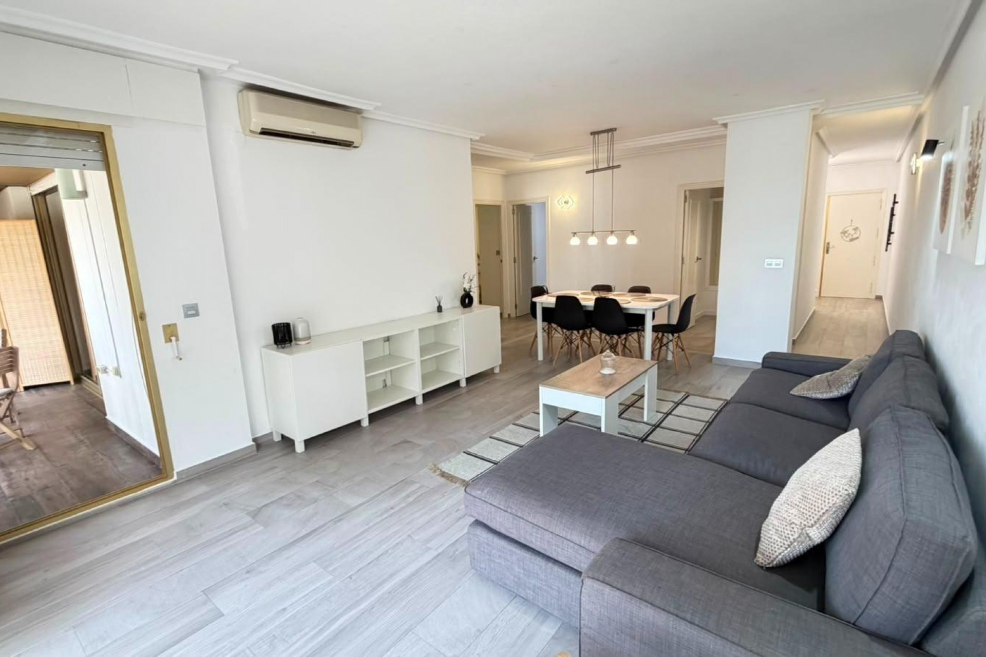 Brukt - Apartment -
Torrevieja - Centro - Muelle Pesquero