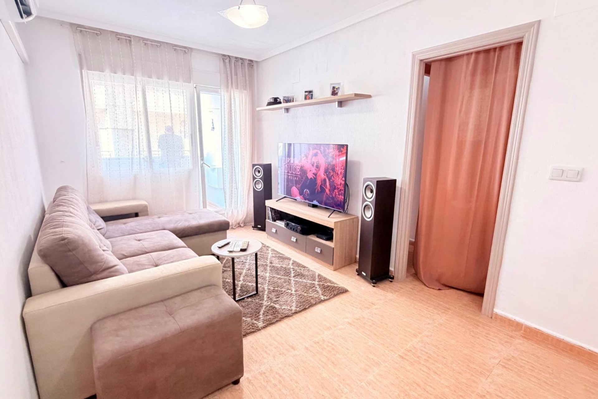 Brukt - Apartment -
Torrevieja - Centro - Muelle Pesquero